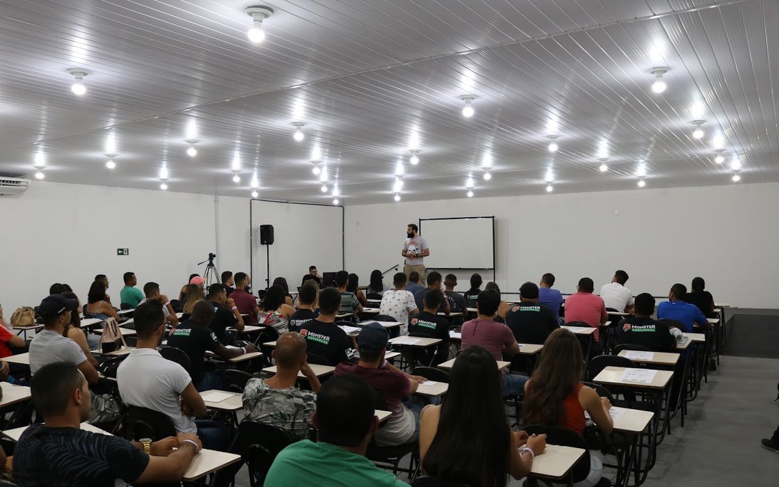 Monster Concursos – educational institution in Ipatinga, reviews